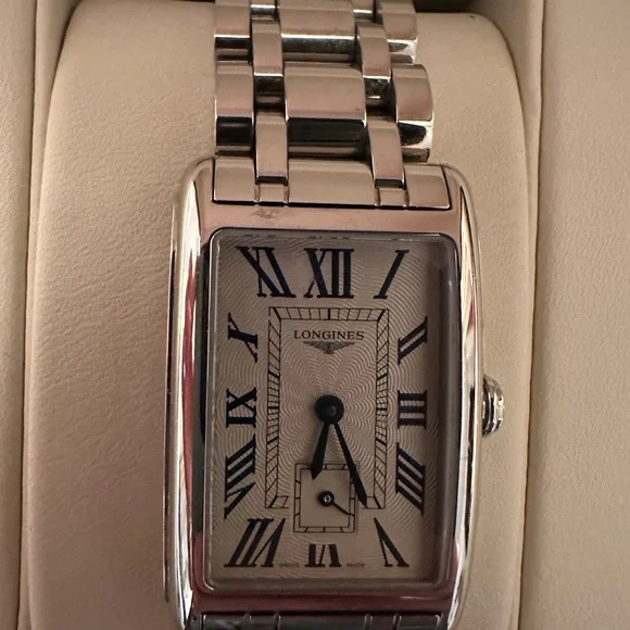 Longines Dolce Vita Silver Watch - Picture 4 of 10